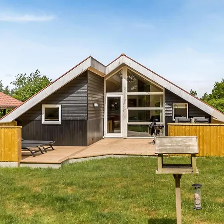 Holiday home Tiia - 29km From The Sea By Interhome